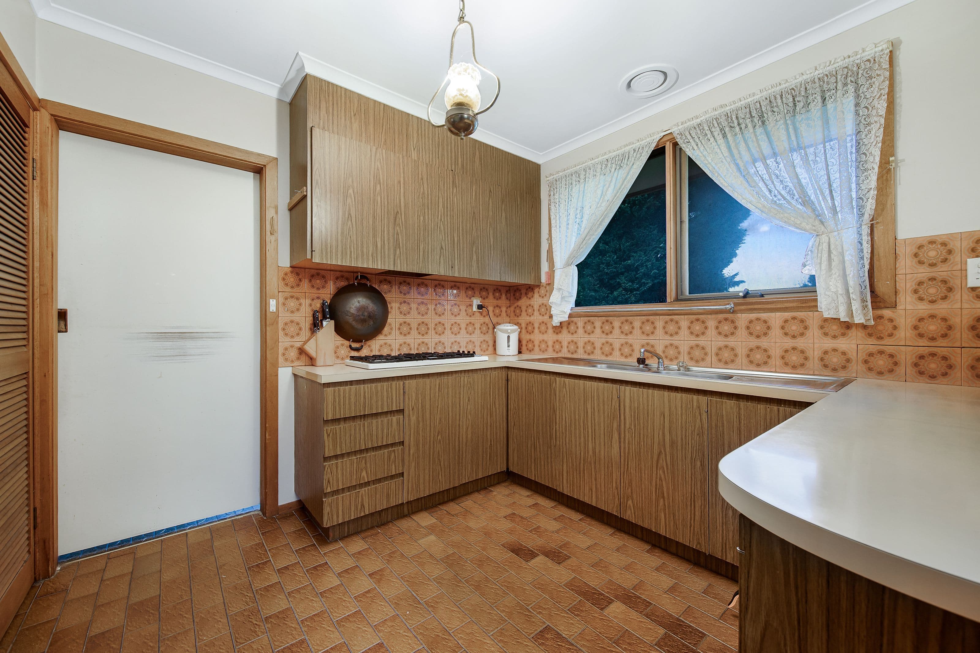 11 Haversham Avenue, Wheelers Hill VIC 3150, Wheelers Hill - Thumbnail 8