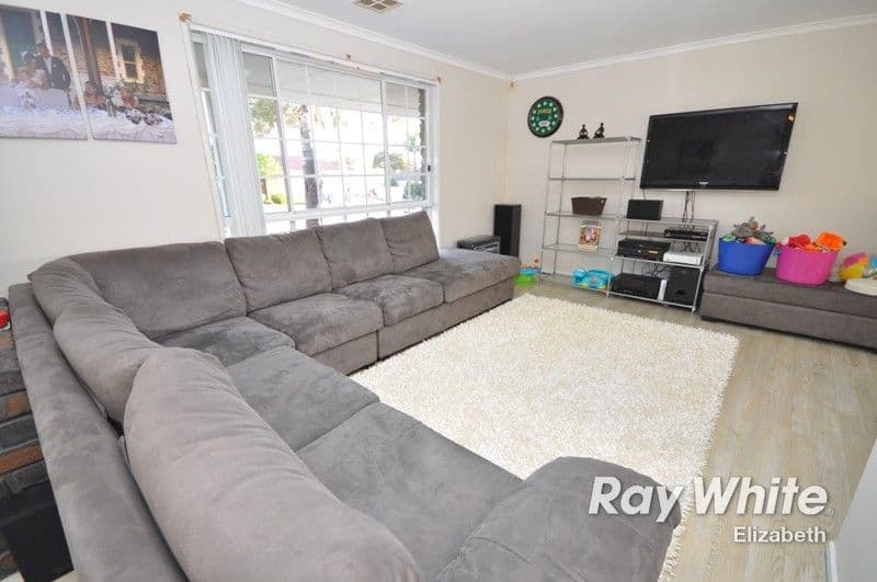 17 Rosebank Crescent, HILLBANK SA 5112, Hillbank - Thumbnail 2