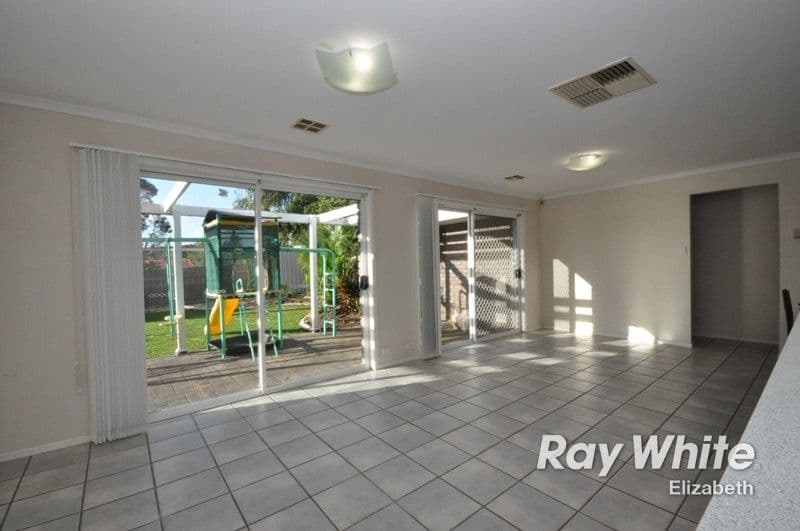 17 Rosebank Crescent, HILLBANK SA 5112, Hillbank - Thumbnail 3