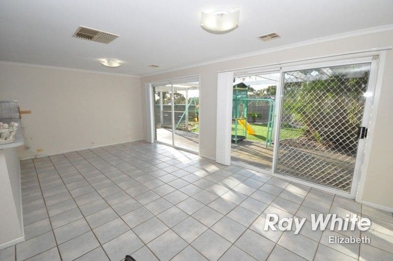 17 Rosebank Crescent, HILLBANK SA 5112, Hillbank - Thumbnail 4