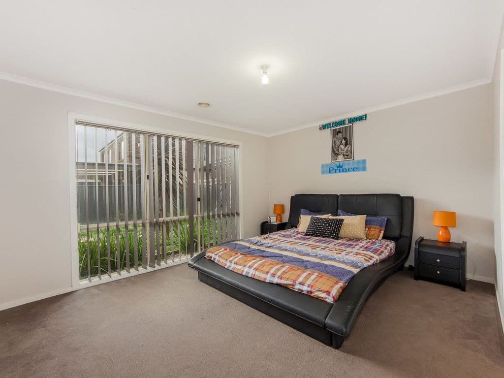 5 Pioneer Drive, Deer Park VIC 3023, Deer Park - Thumbnail 2
