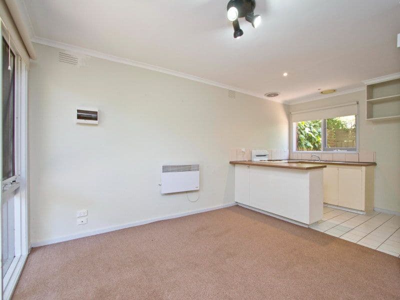 6 Mereweather Avenue, FRANKSTON VIC 3199, Frankston - Thumbnail 2