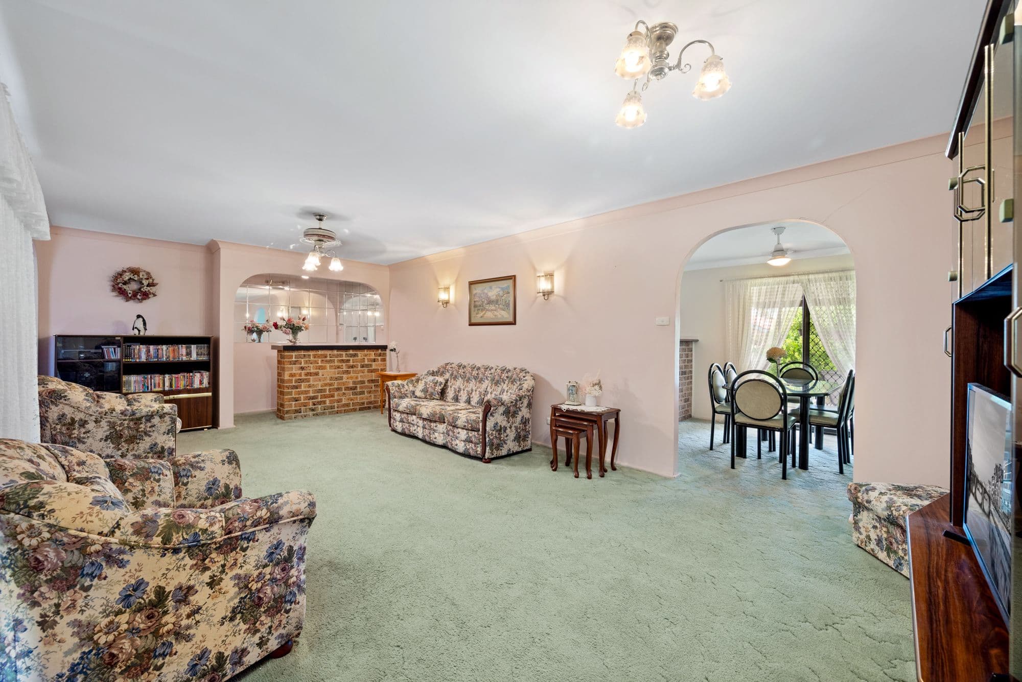 38 Lancia Drive, Ingleburn NSW 2565, Ingleburn - Thumbnail 2