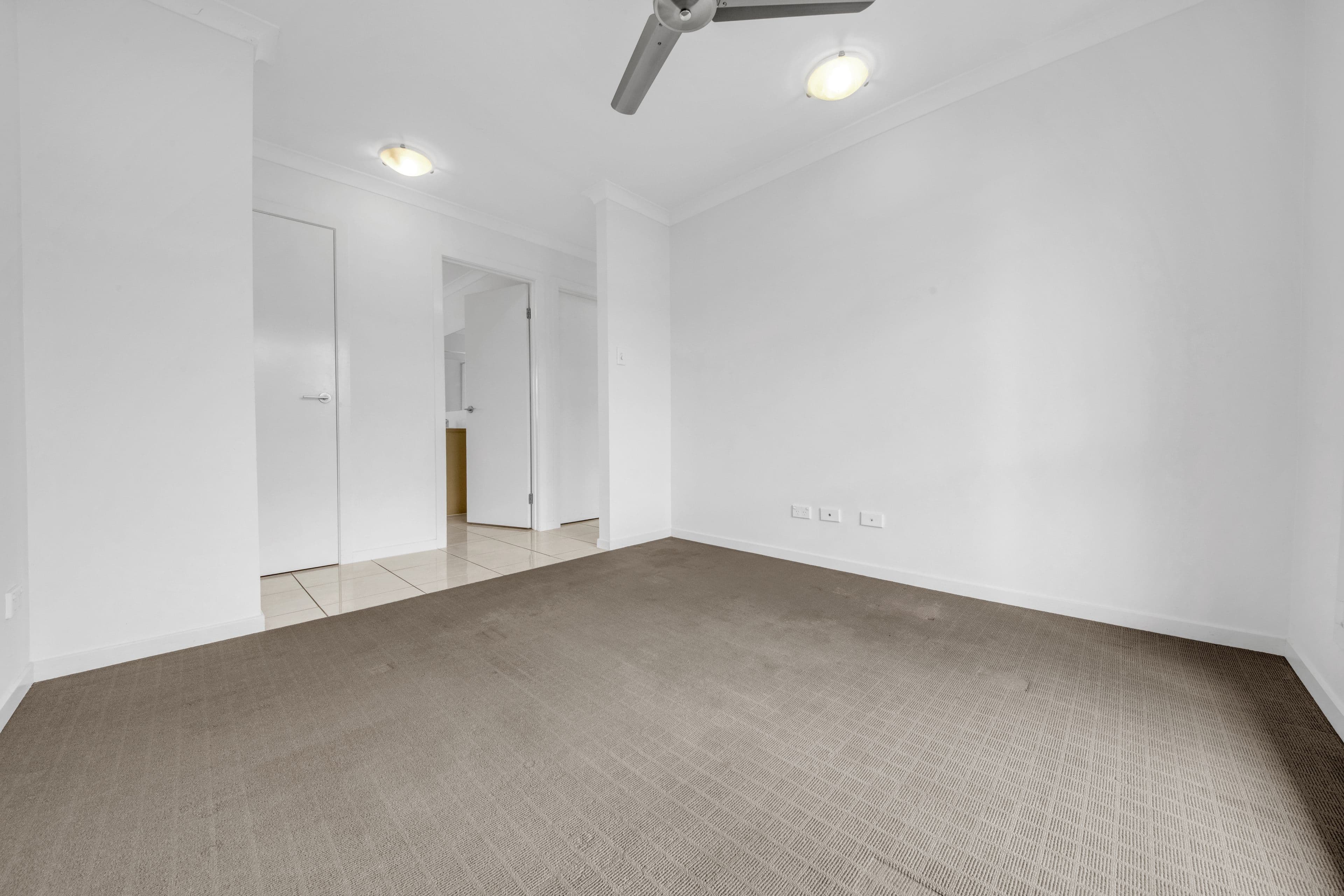 4 Greengard Place, Kirkwood QLD 4680, Kirkwood - Thumbnail 3