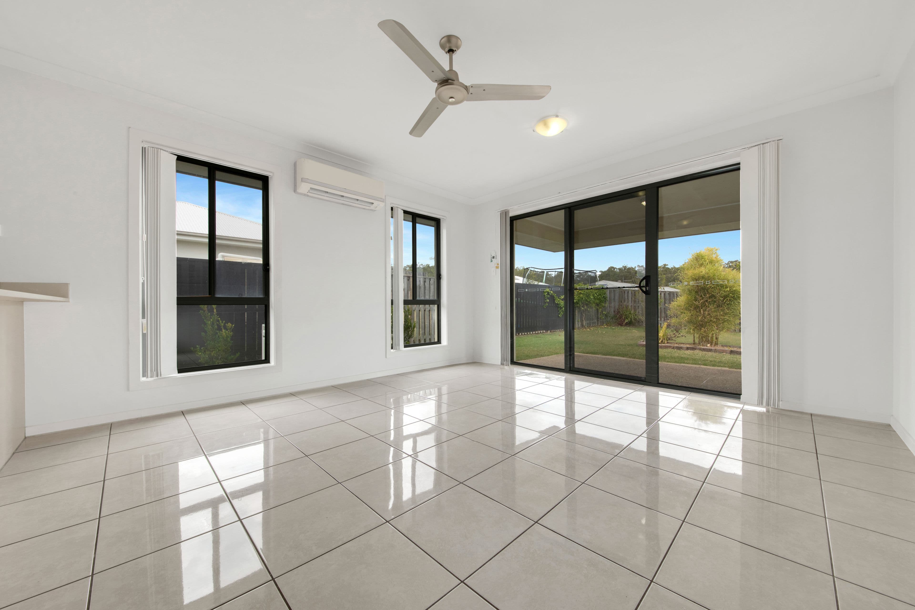 4 Greengard Place, Kirkwood QLD 4680, Kirkwood - Thumbnail 7