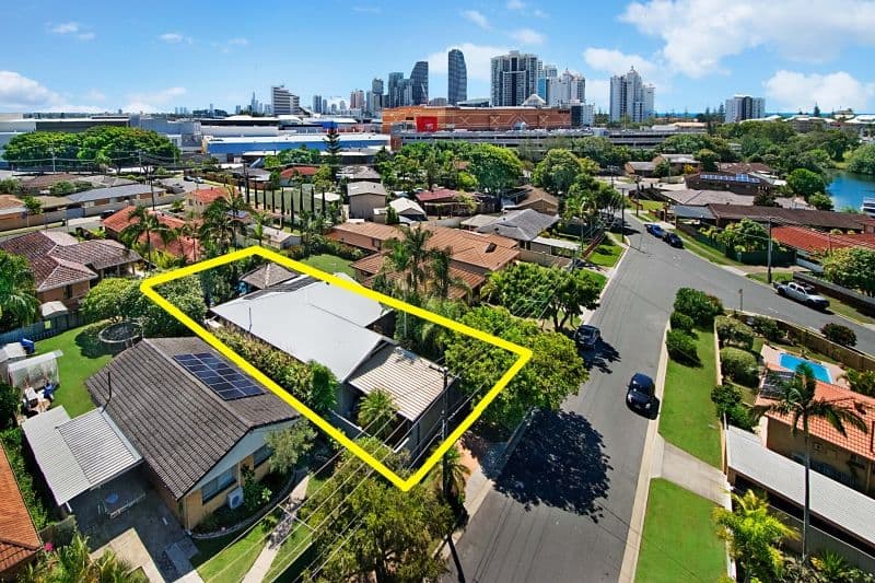 8 Frascati Street, Mermaid Waters QLD 4218, Mermaid Waters - Image 1