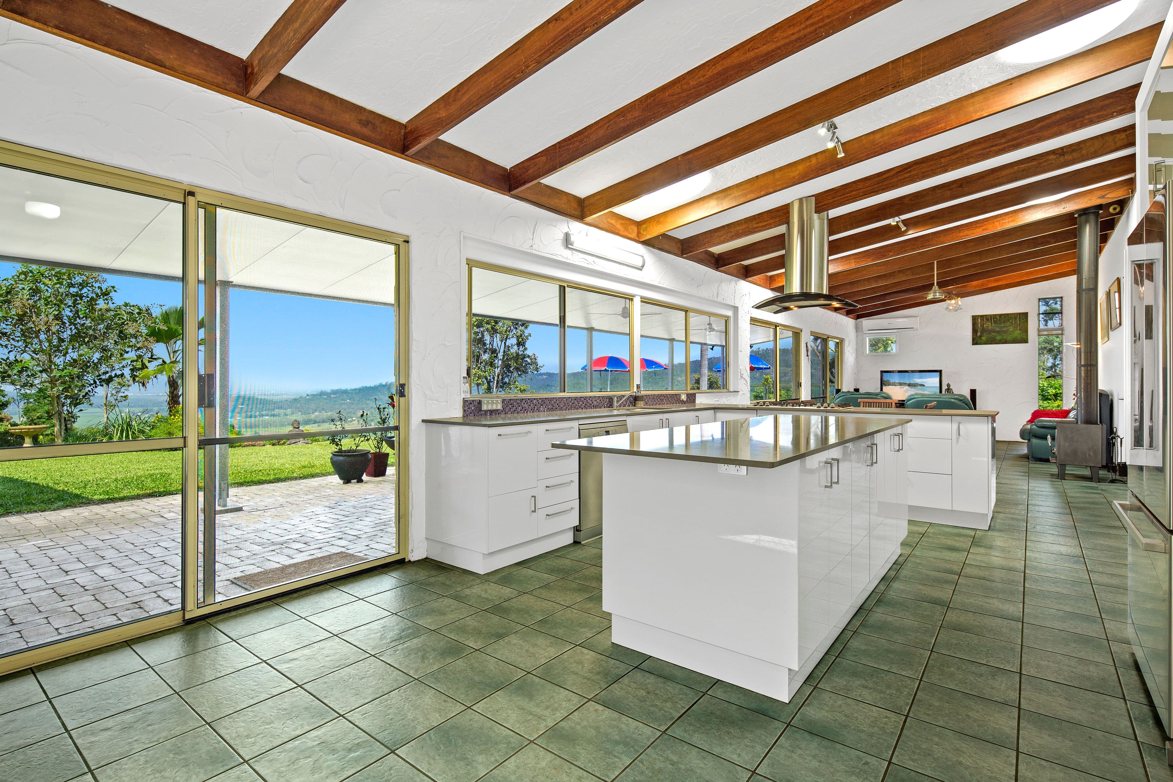 73 Staniland Drive, Strathdickie QLD 4800, Strathdickie - Thumbnail 6
