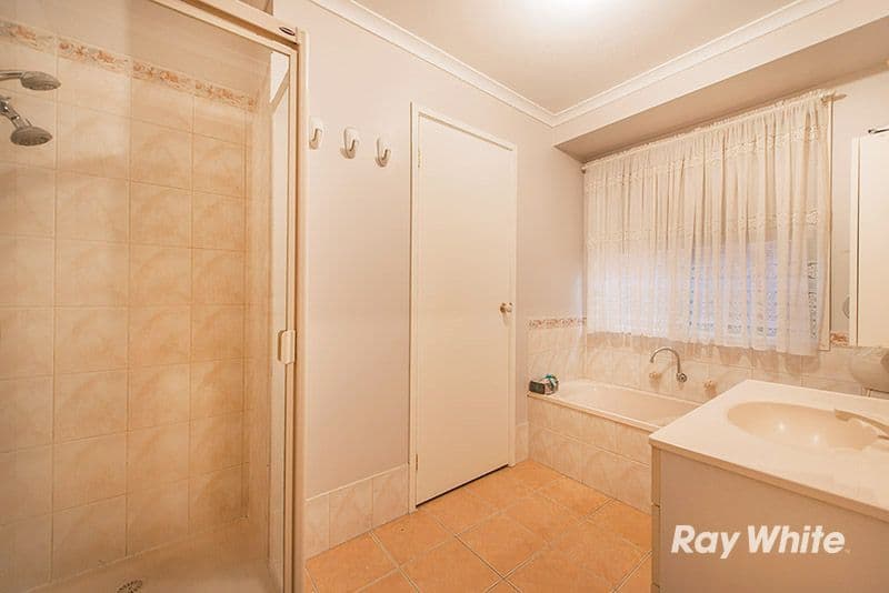 3 Andre Court, Cranbourne West VIC 3977, Cranbourne West - Thumbnail 8