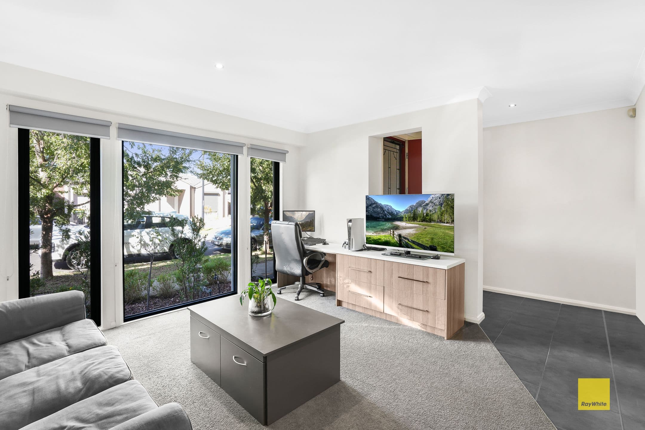 8 Mckillop Way, FRASER RISE VIC 3336, Fraser Rise - Thumbnail 2
