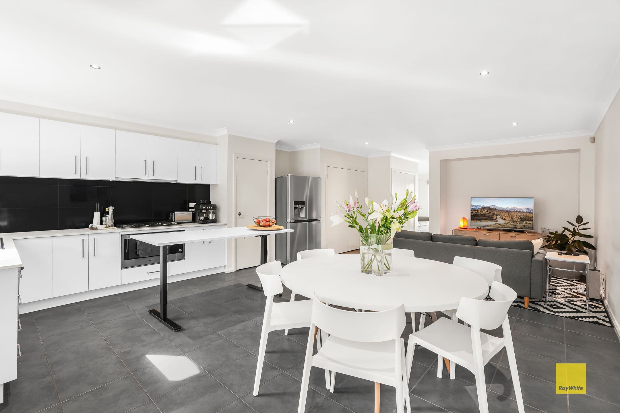 8 Mckillop Way, FRASER RISE VIC 3336, Fraser Rise - Thumbnail 6