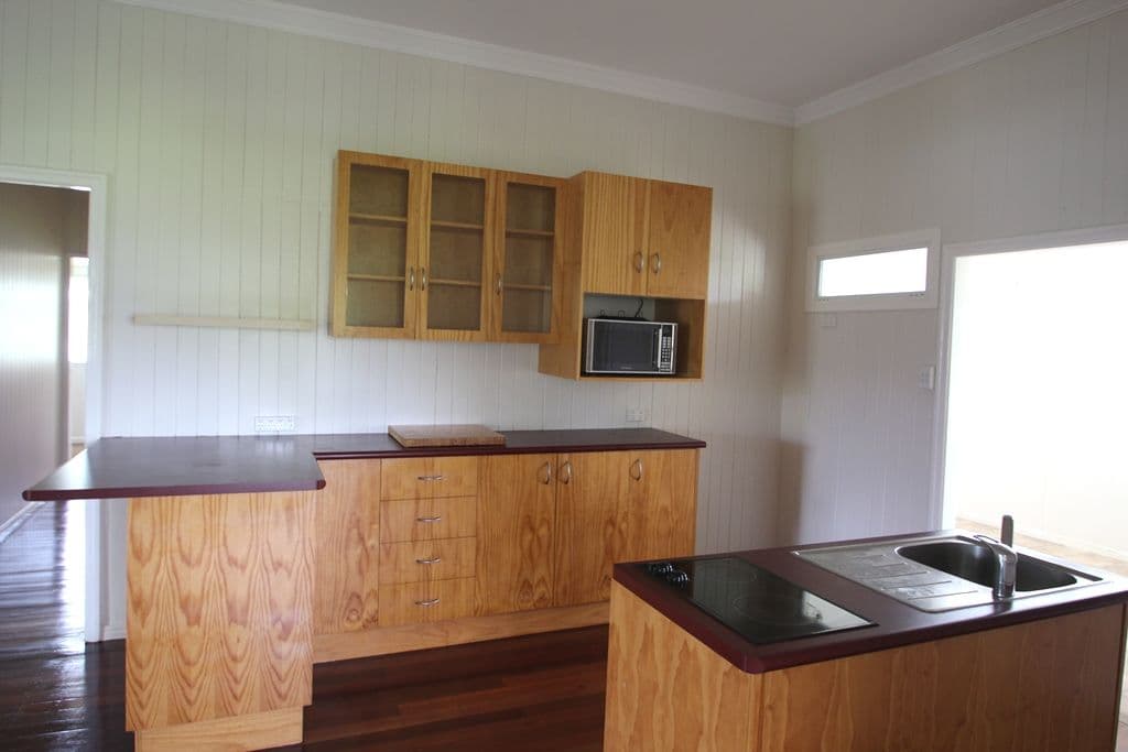 14 Cedar Street, Killarney QLD 4373, Killarney - Thumbnail 2