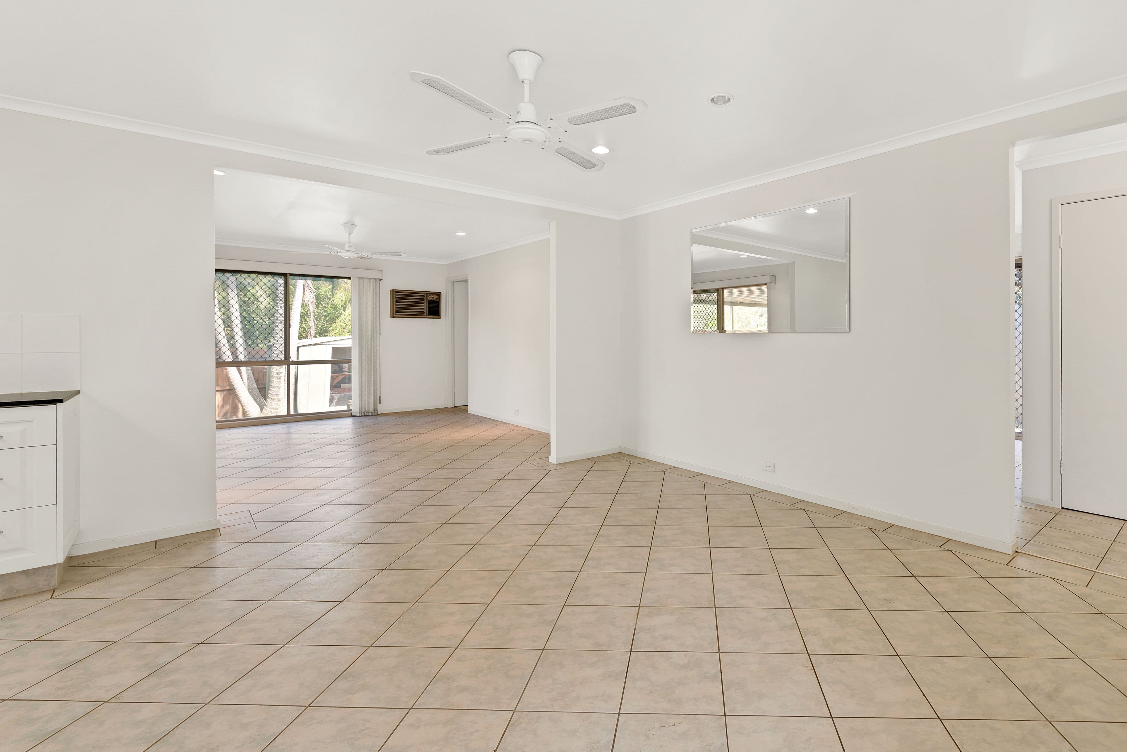 28 Open Drive, Arundel QLD 4214, Arundel - Thumbnail 6