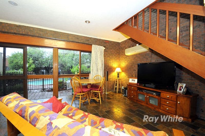 3 Chequers Close, WANTIRNA VIC 3152, Wantirna - Thumbnail 3