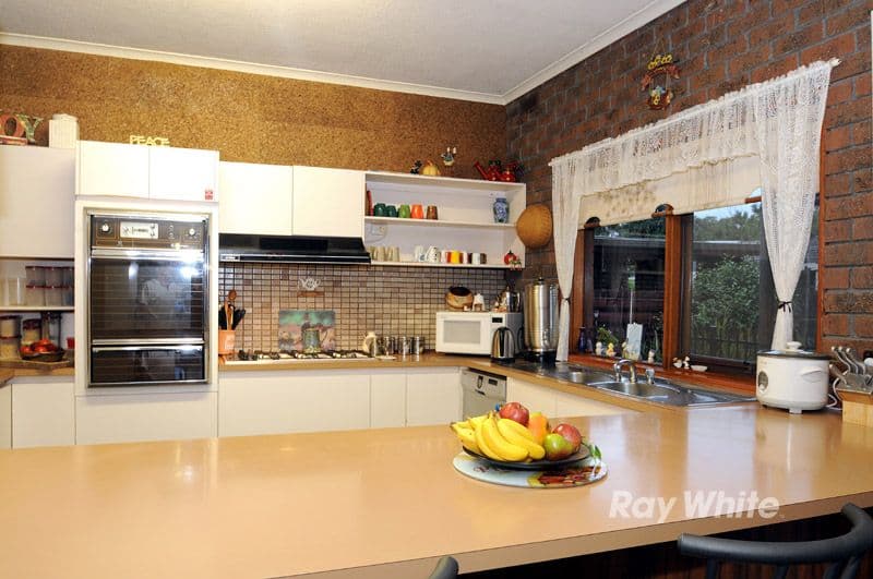 3 Chequers Close, WANTIRNA VIC 3152, Wantirna - Thumbnail 4