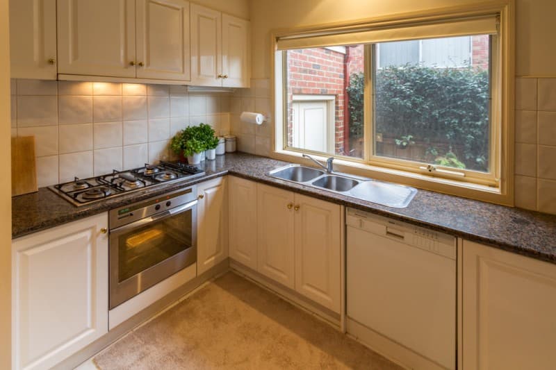 7 Park Hill Way, Doncaster, VIC 3108, Doncaster - Thumbnail 3