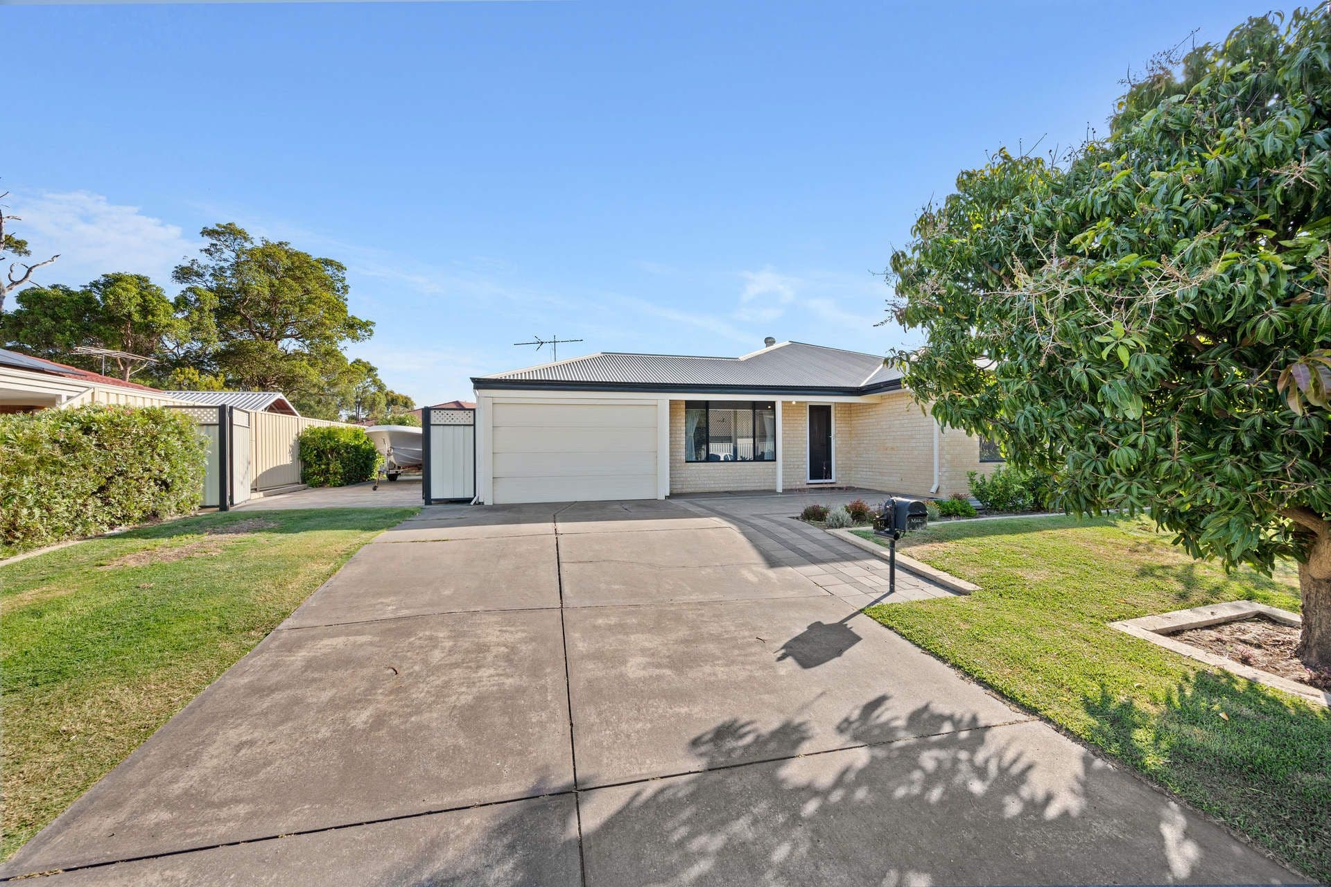 12 Nirimba Close, South Guildford WA 6055, South Guildford - Thumbnail 4