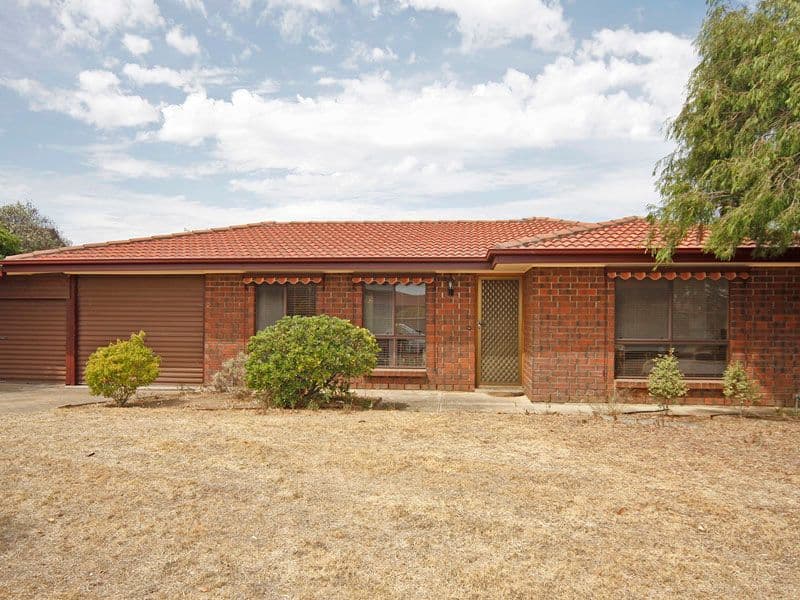 10 Scullin Crescent, TROTT PARK SA 5158, Trott Park - Image 1