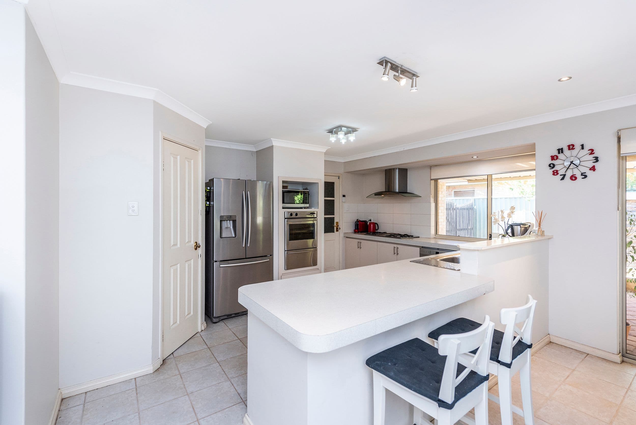 83 Huxtable Terrace, Baldivis WA 6171, Baldivis - Thumbnail 2