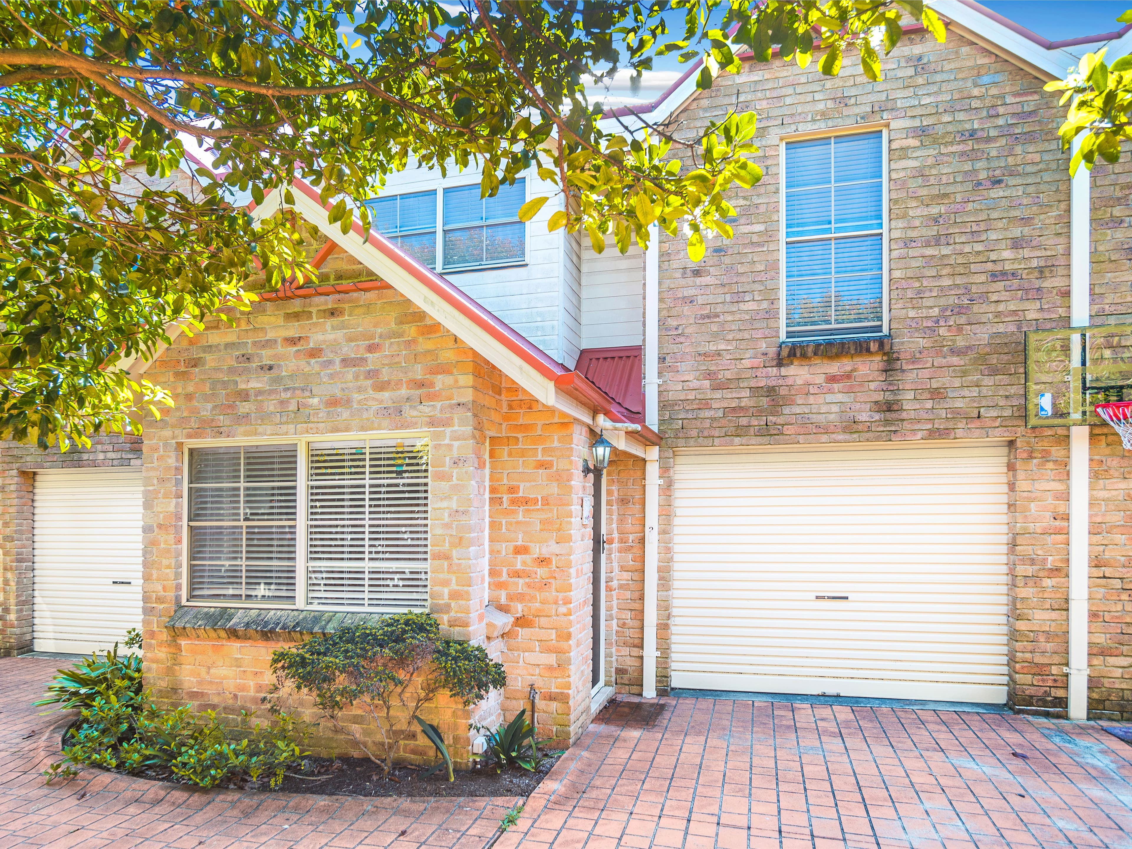 6 Walker Street, Helensburgh NSW 2508, Helensburgh - Image 1