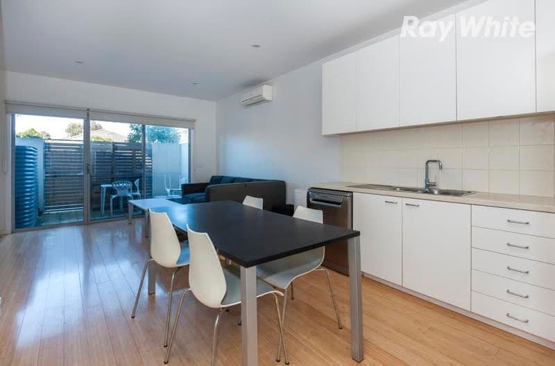 29 Waxflower Crescent, Bundoora VIC 3083, Bundoora - Thumbnail 2