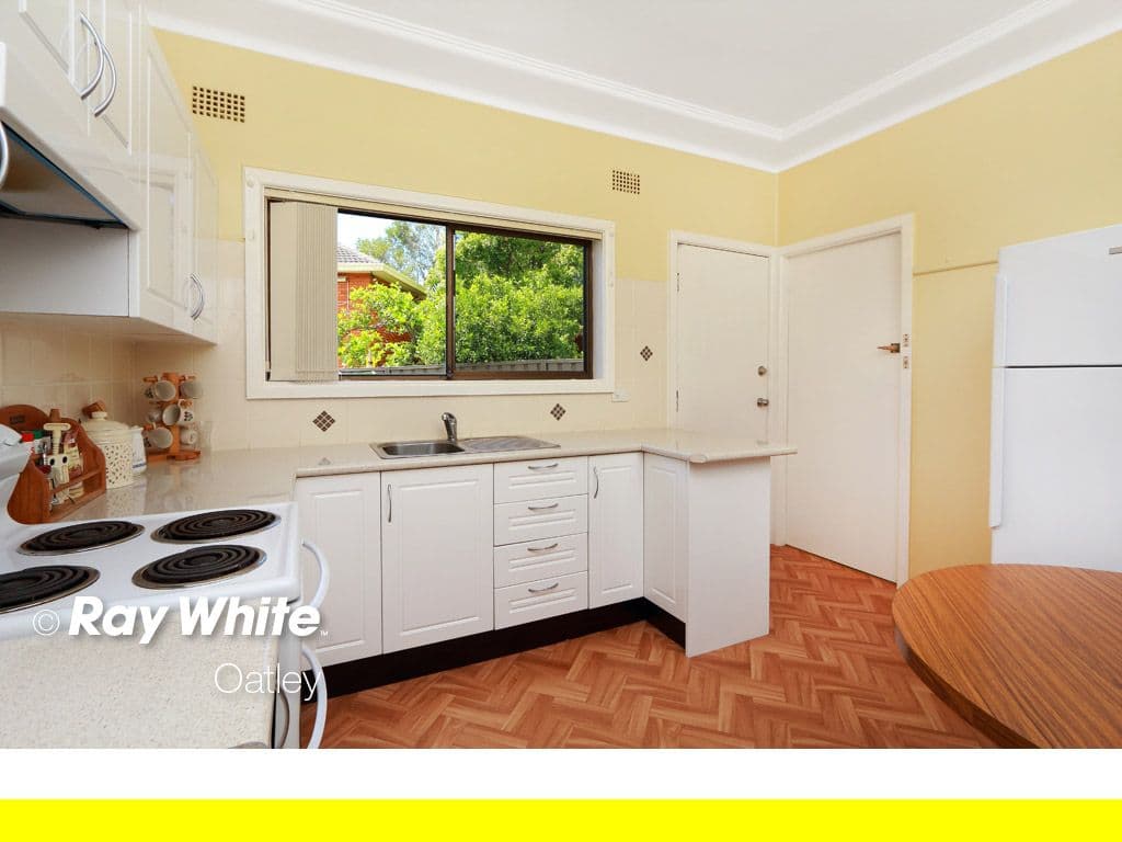 17 Thurbon Avenue, Peakhurst NSW 2210, Peakhurst - Thumbnail 2