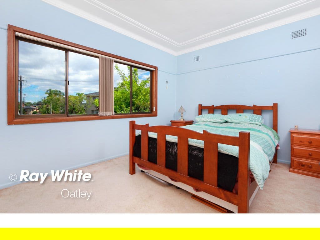 17 Thurbon Avenue, Peakhurst NSW 2210, Peakhurst - Thumbnail 5