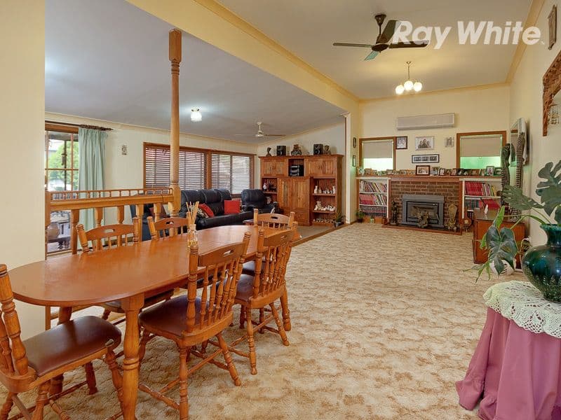 16 Akuna Avenue, TALLANGATTA VIC 3700, Tallangatta - Thumbnail 6