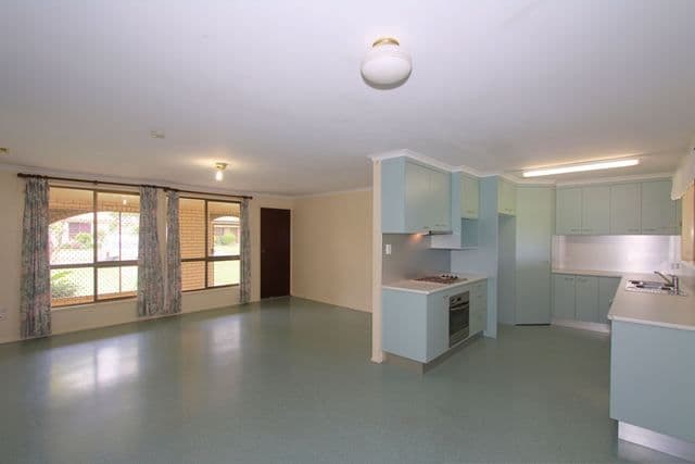 26 Cortes Drive, THABEBAN QLD 4670, Thabeban - Thumbnail 2
