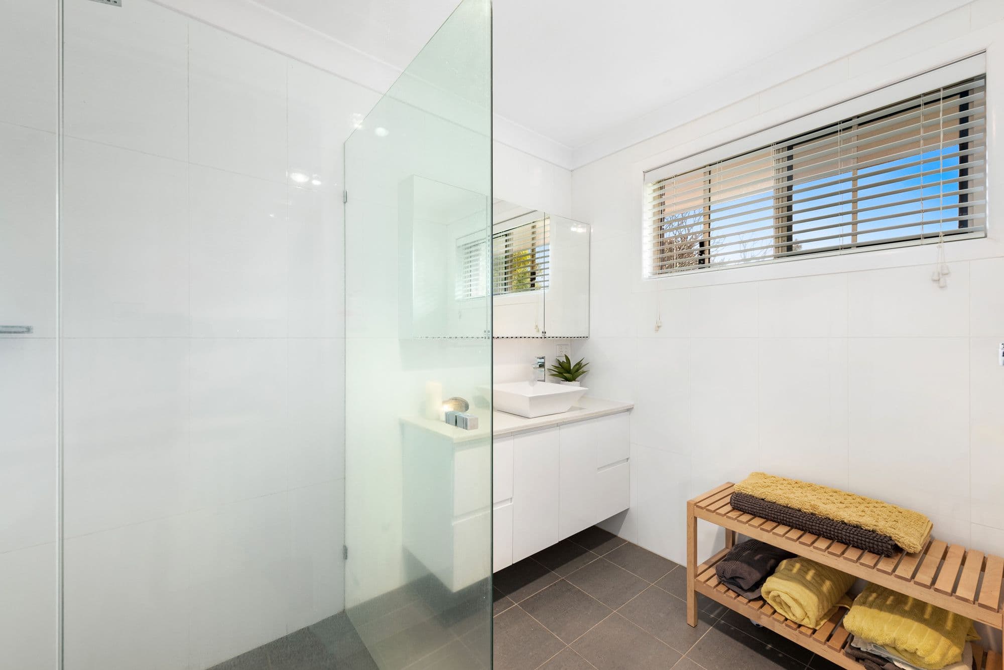 9 Teroma Street, The Gap QLD 4061, The Gap - Thumbnail 8