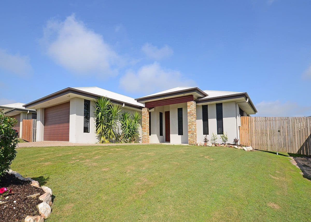 23 Parklands Boulevard, WONDUNNA QLD 4655, Wondunna - Image 1