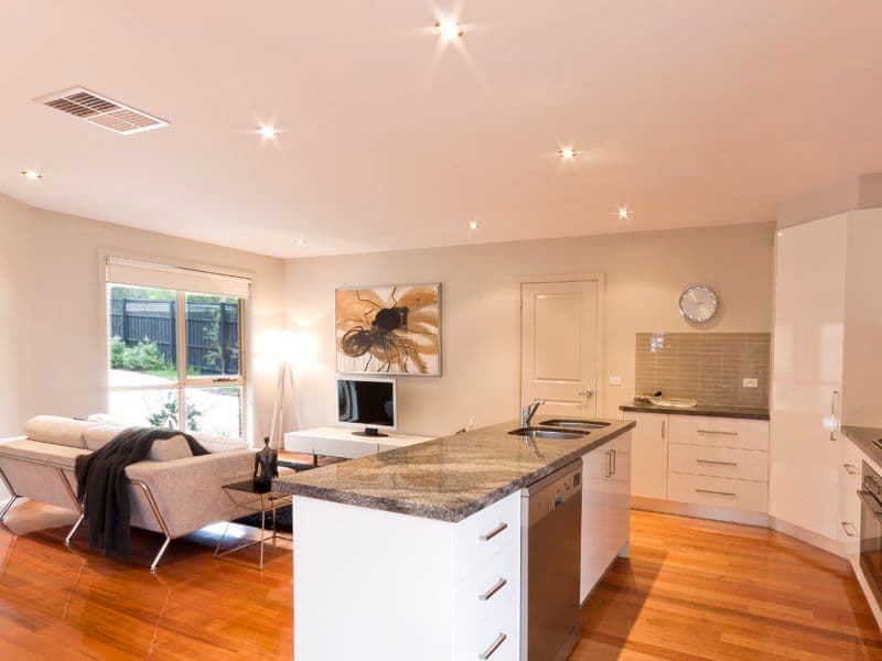 35 Briggs Street, Mount Waverley VIC 3149, Mount Waverley - Thumbnail 3