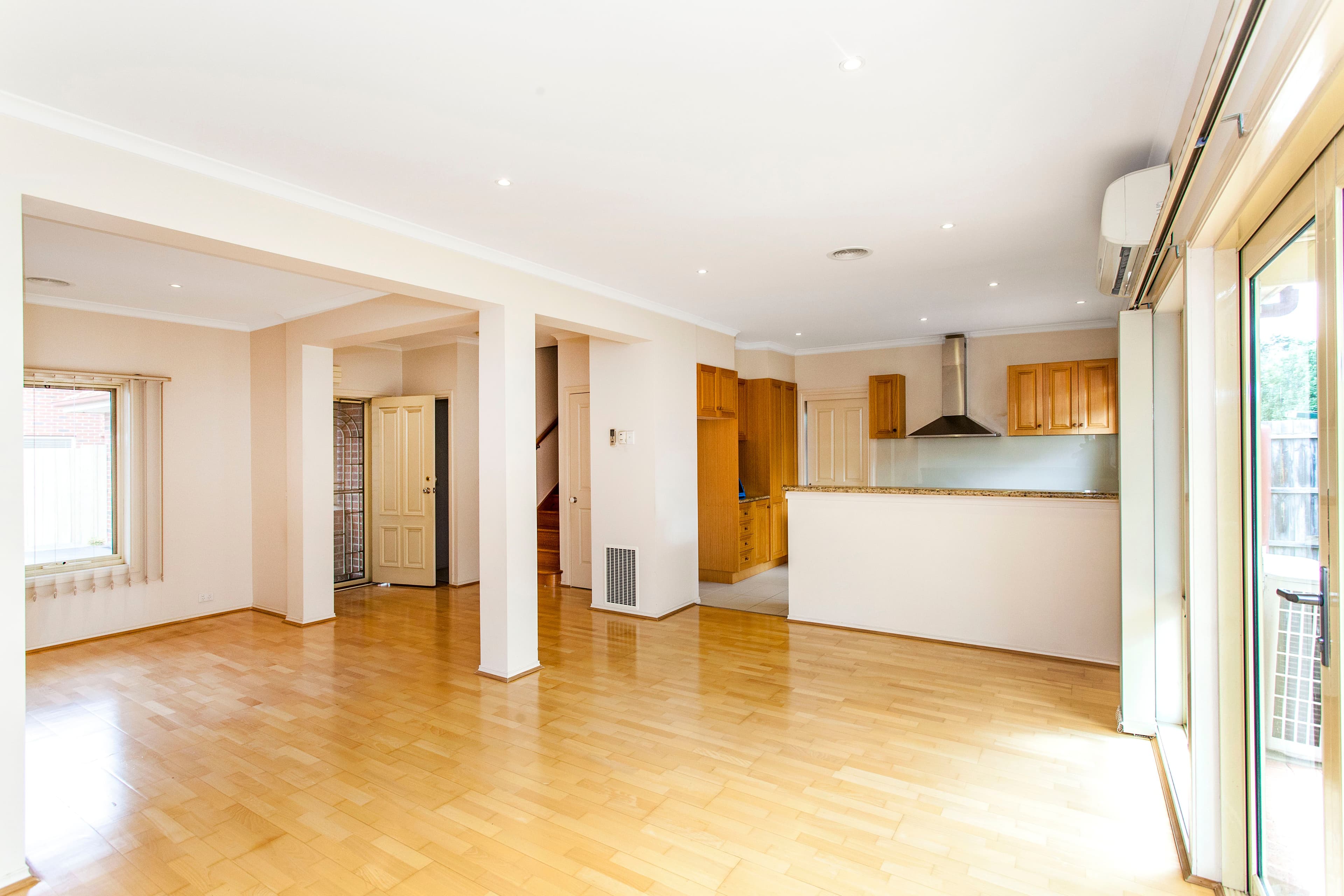 15 Robinson Street, Clayton VIC 3168, Clayton - Thumbnail 3