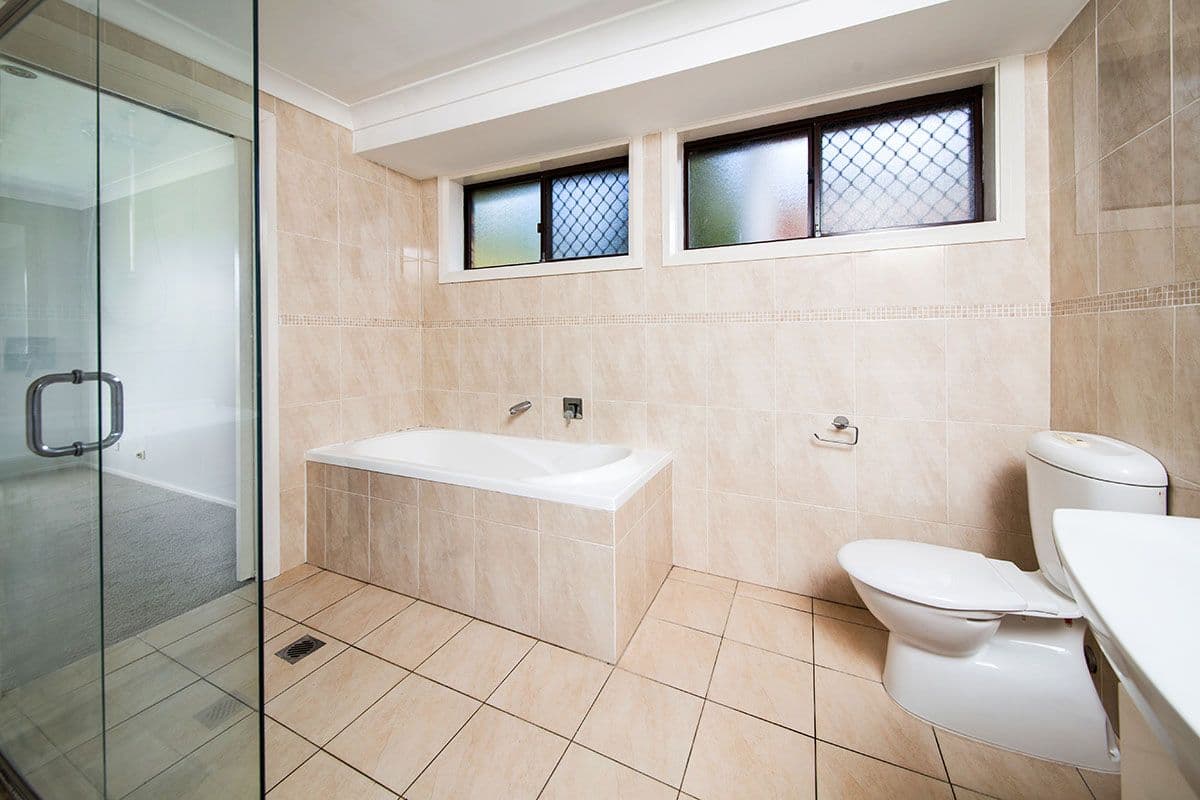 5 Kiara Close, Bangor - Thumbnail 3