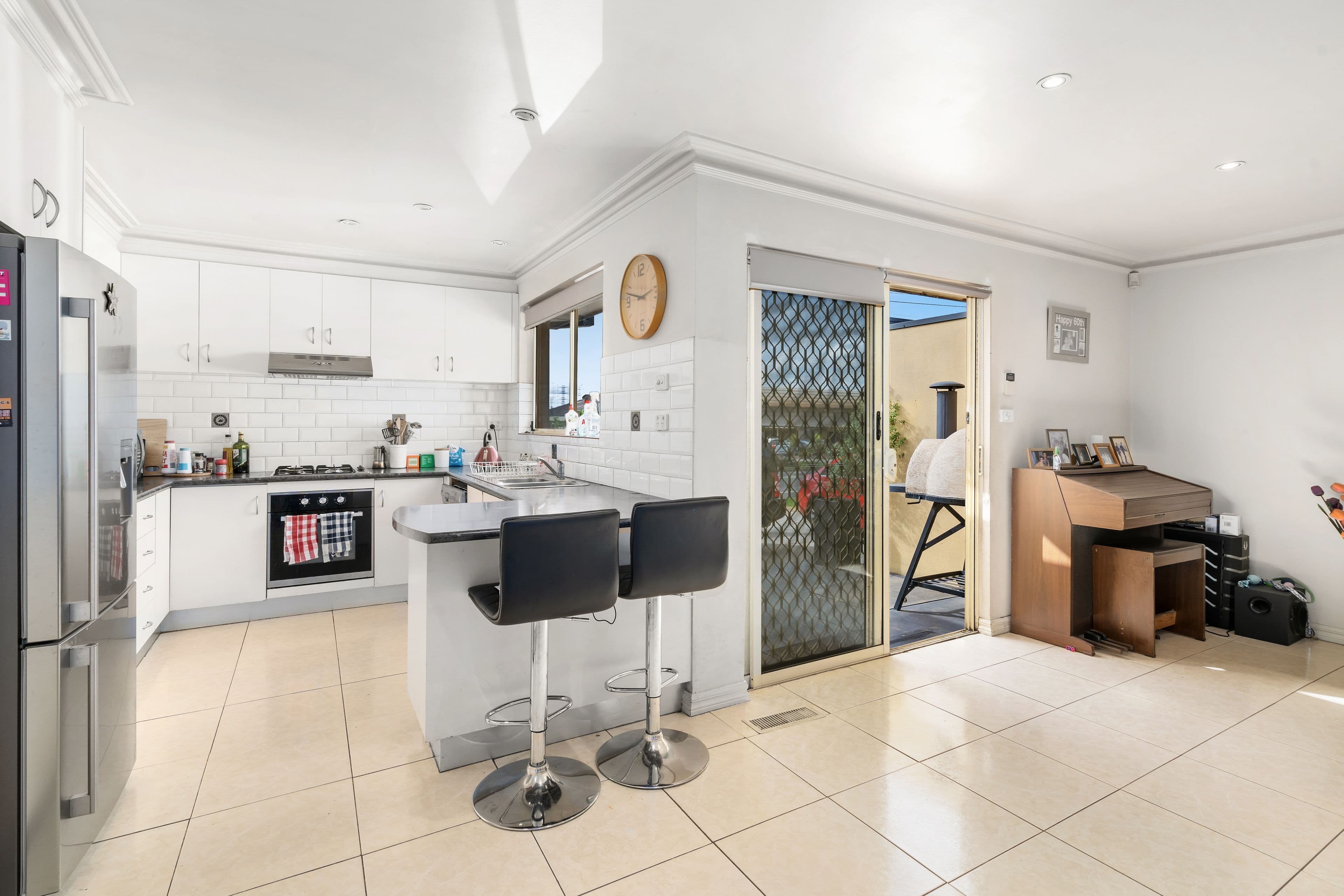 124 Darebin Drive, Thomastown VIC 3074, Thomastown - Thumbnail 3