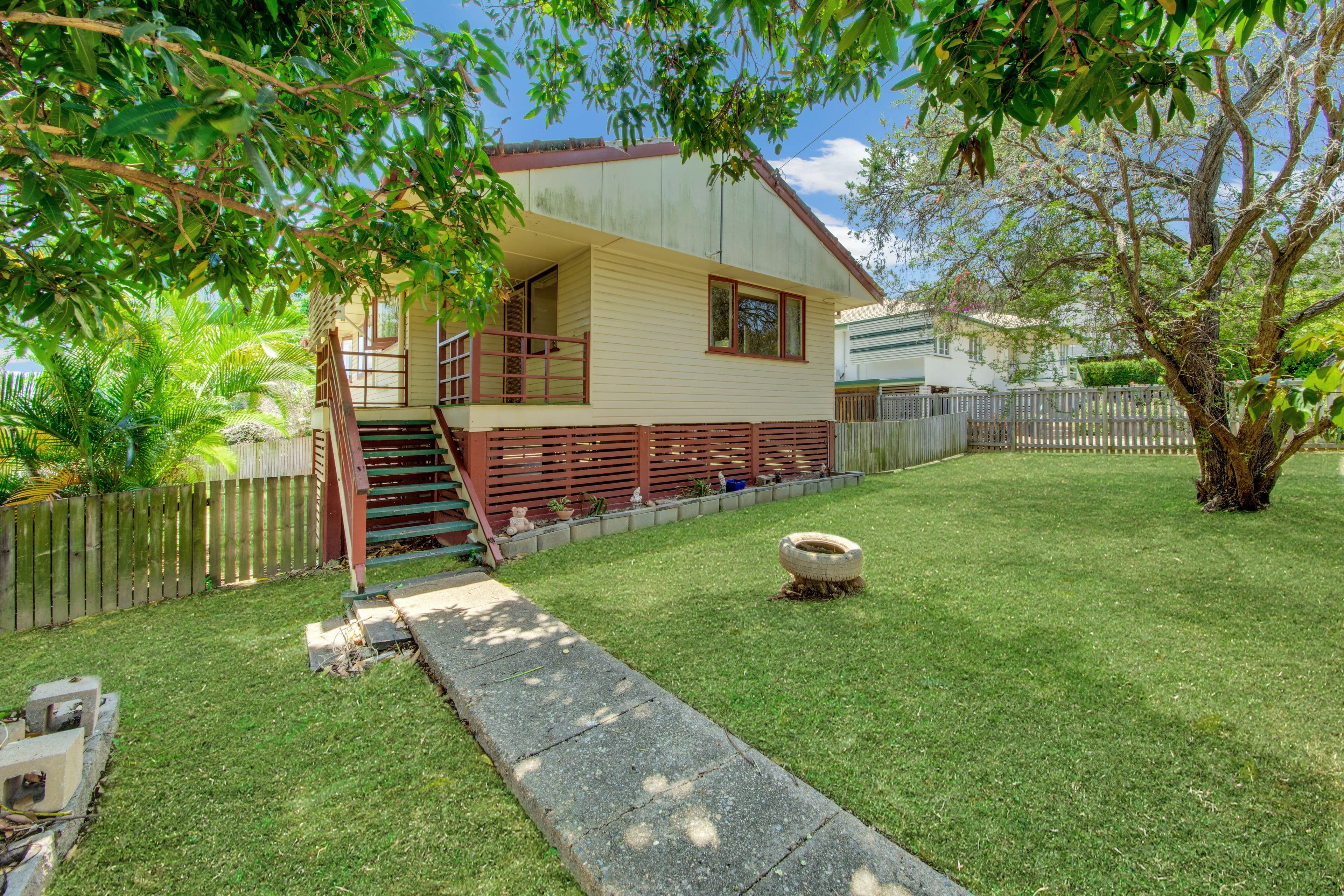 2 Carron Street, West Gladstone QLD 4680, West Gladstone - Thumbnail 3