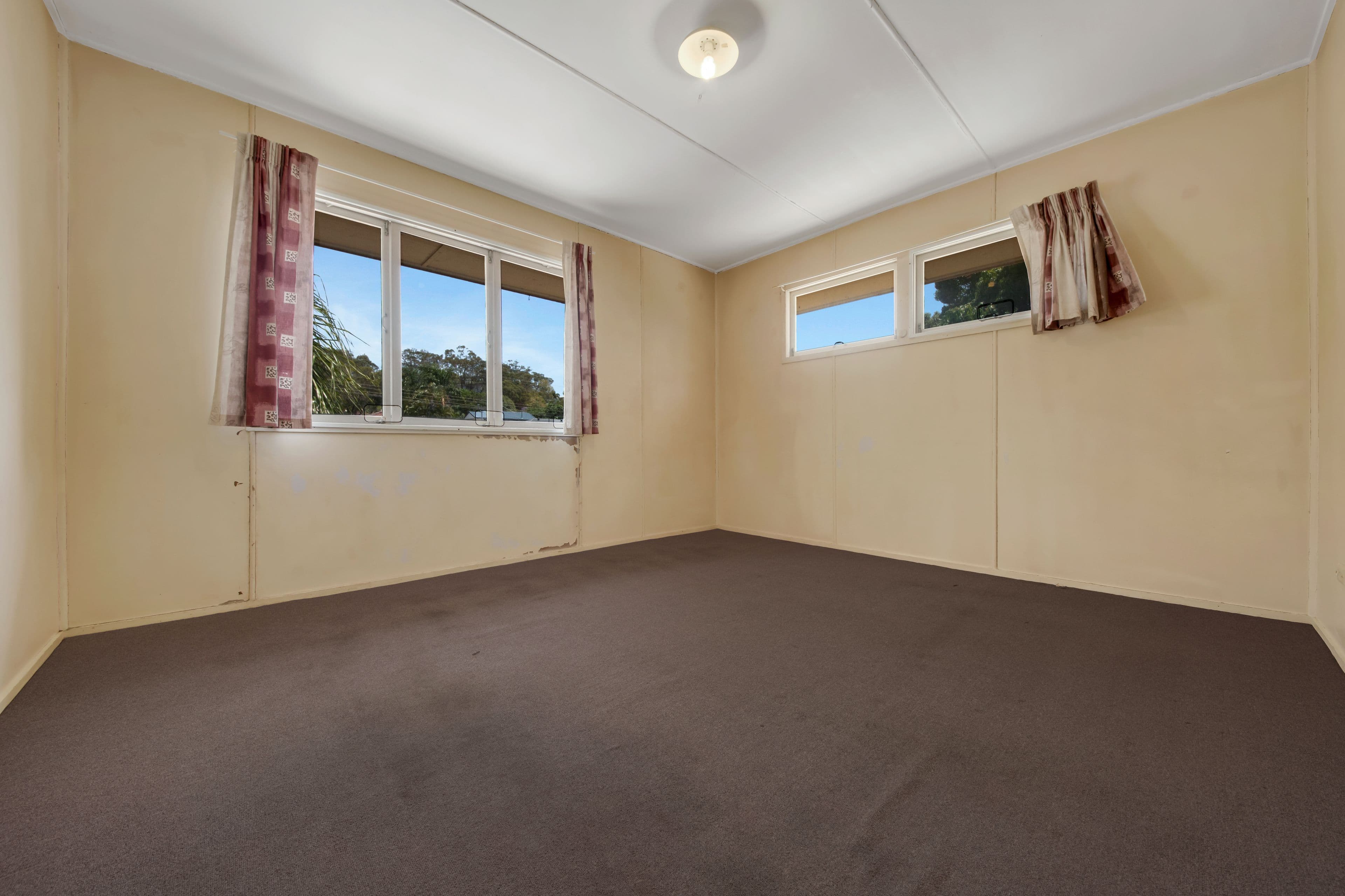 2 Carron Street, West Gladstone QLD 4680, West Gladstone - Thumbnail 8