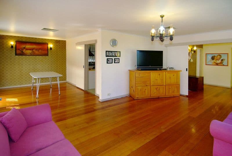2 Alfa Court, Lalor VIC 3075, Lalor - Thumbnail 2