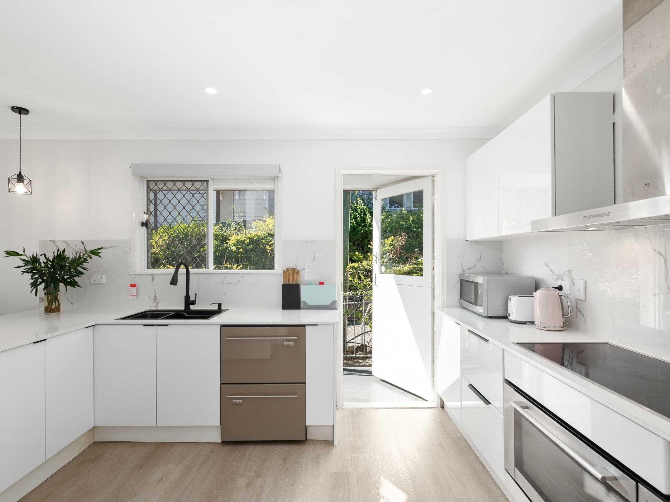 106 Boundary Road, Indooroopilly QLD 4068, Indooroopilly - Thumbnail 3