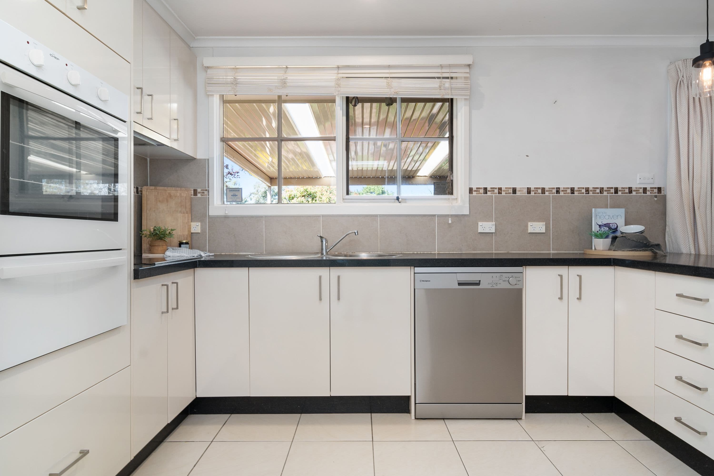 12 Broun Place, Kambah ACT 2902, Kambah - Thumbnail 4