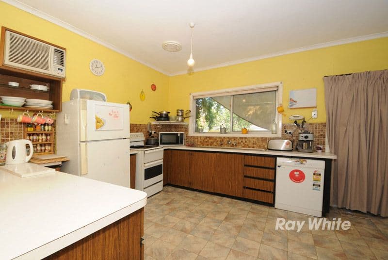 6 Burch Street, BLACKBURN NORTH VIC 3130, Blackburn North - Thumbnail 3