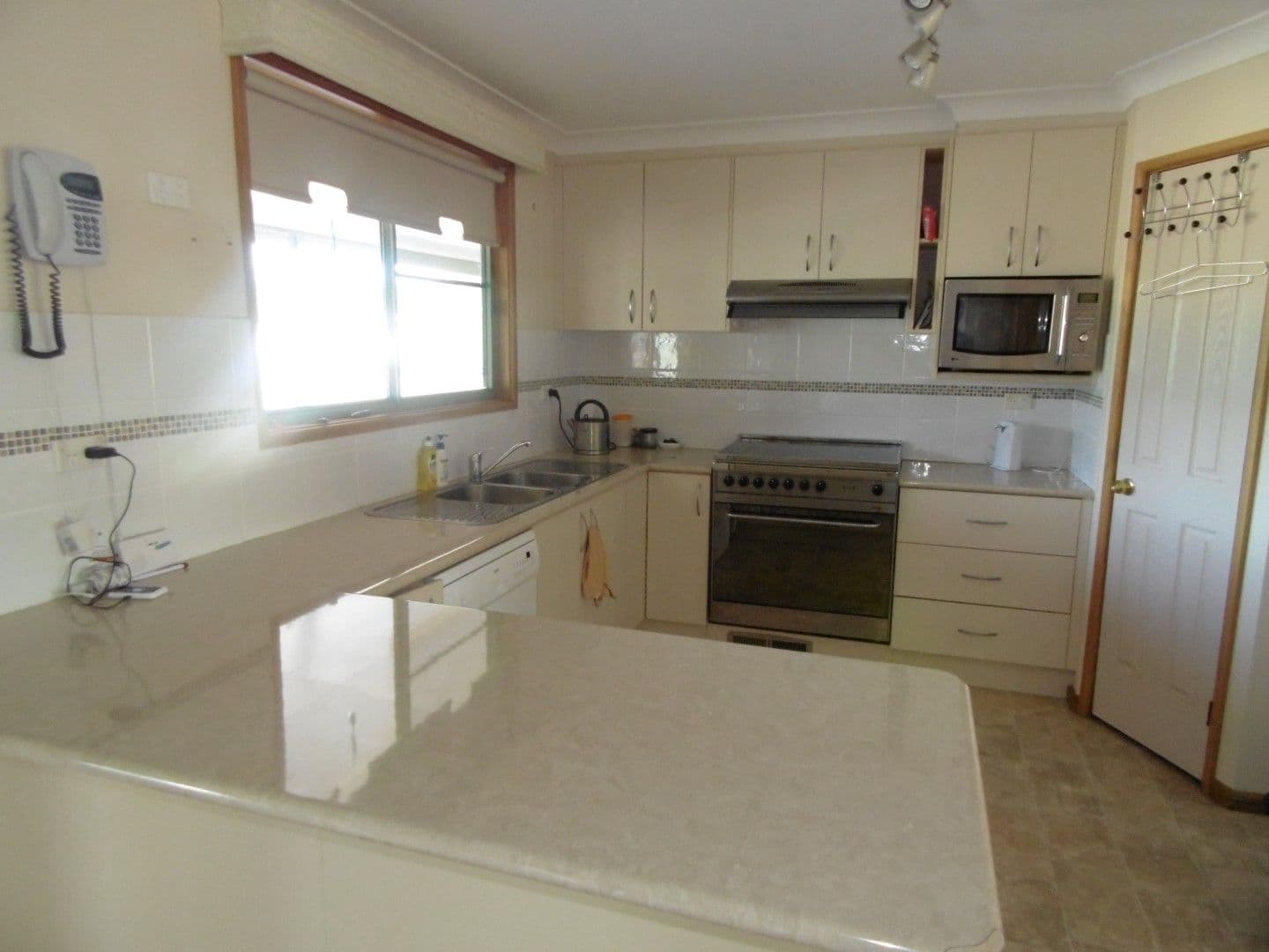 10801 Renshaw Mcgirr Way, Parkes - Thumbnail 2