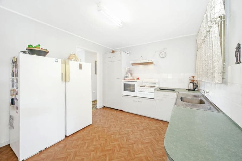 22 Elaroo Crescent, Ferny Hills - Thumbnail 5