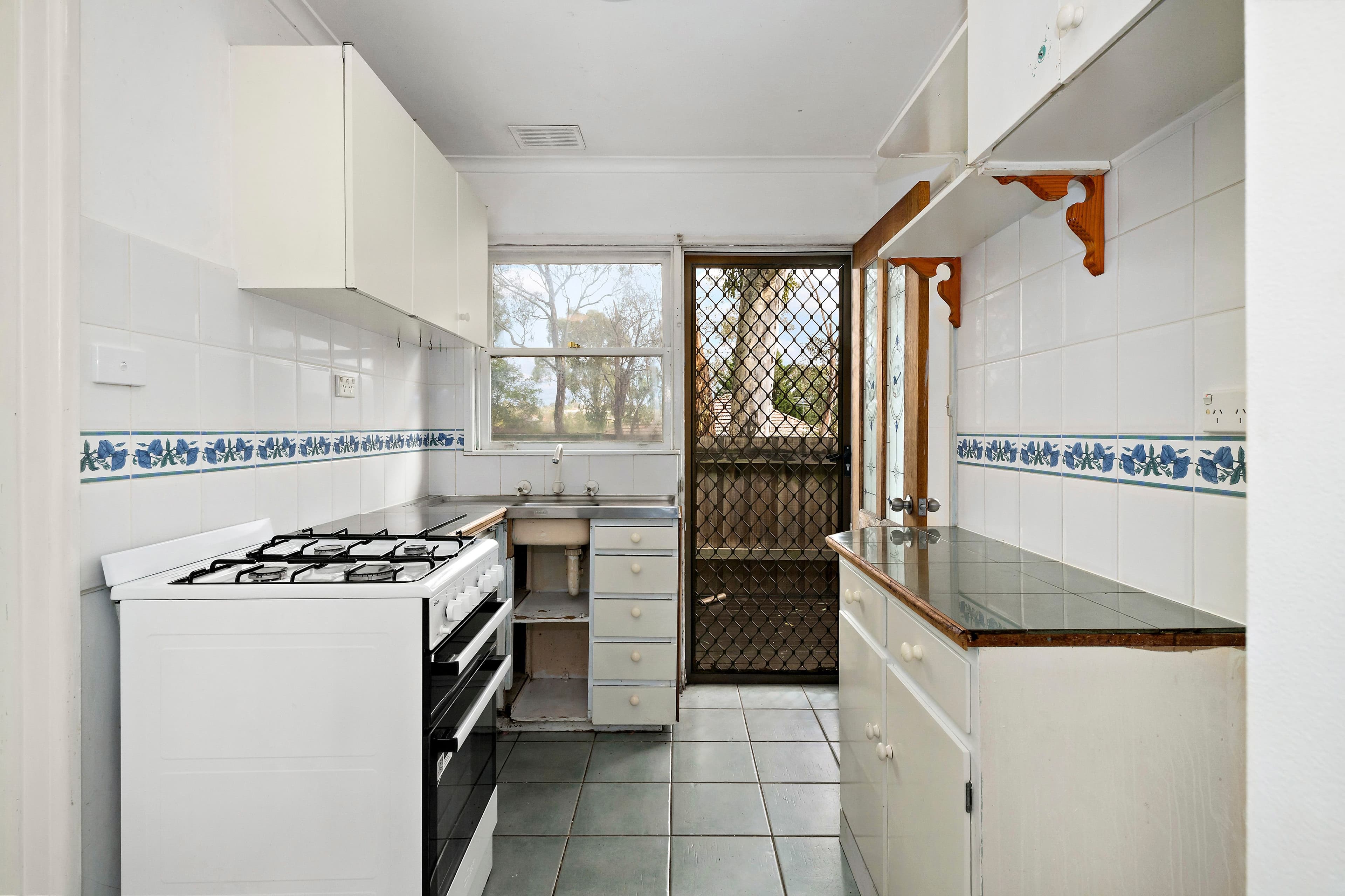 7 Rattray Road, Montmorency VIC 3094, Montmorency - Thumbnail 2