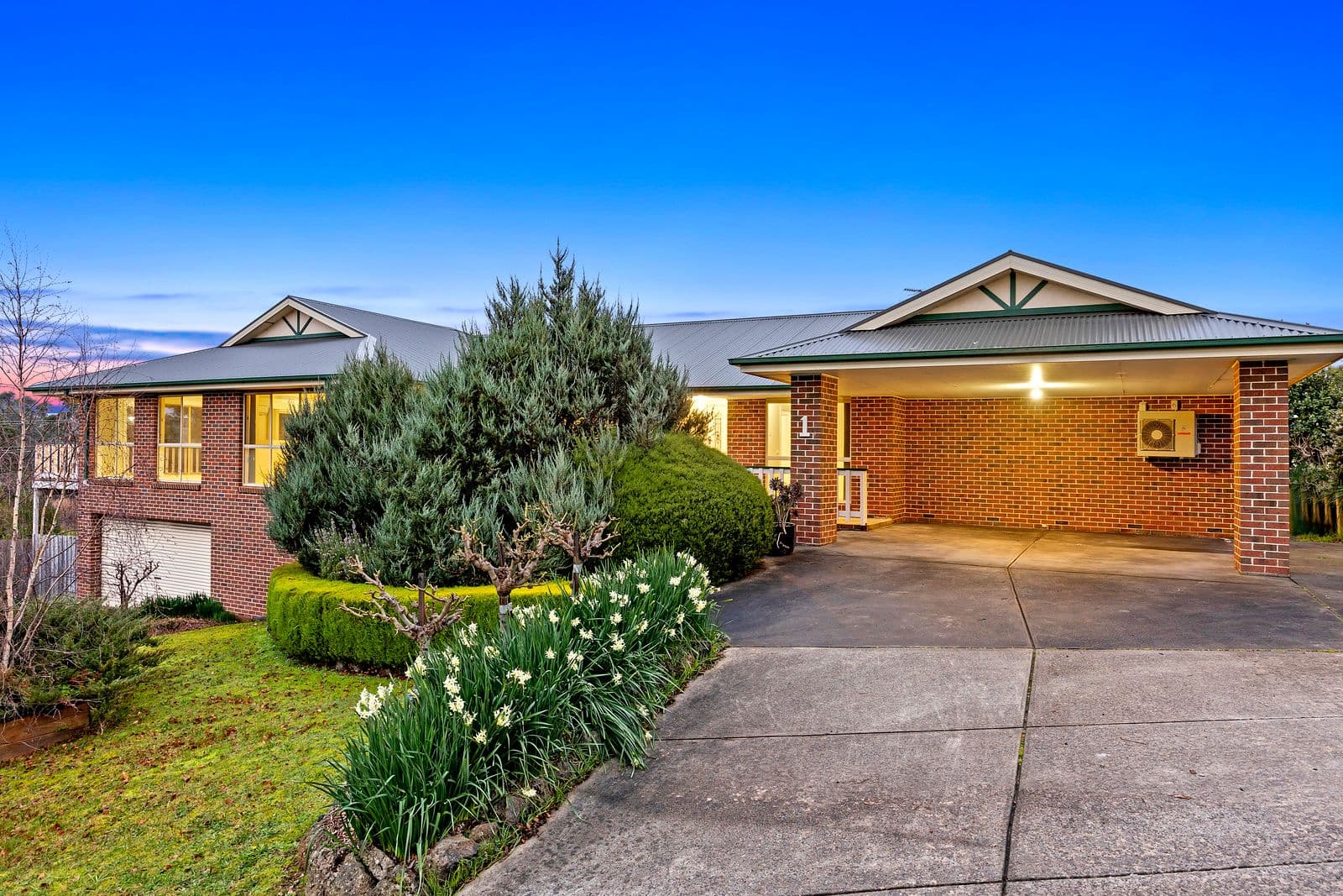 1 Cashins Mill Place, Lilydale VIC 3140, Lilydale - Thumbnail 2