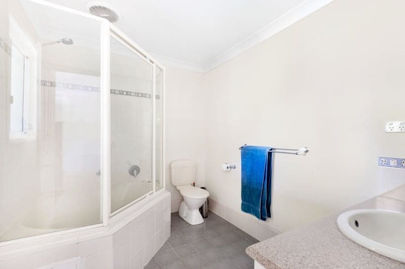 2 Macdonald Avenue, Upper Coomera - Thumbnail 5