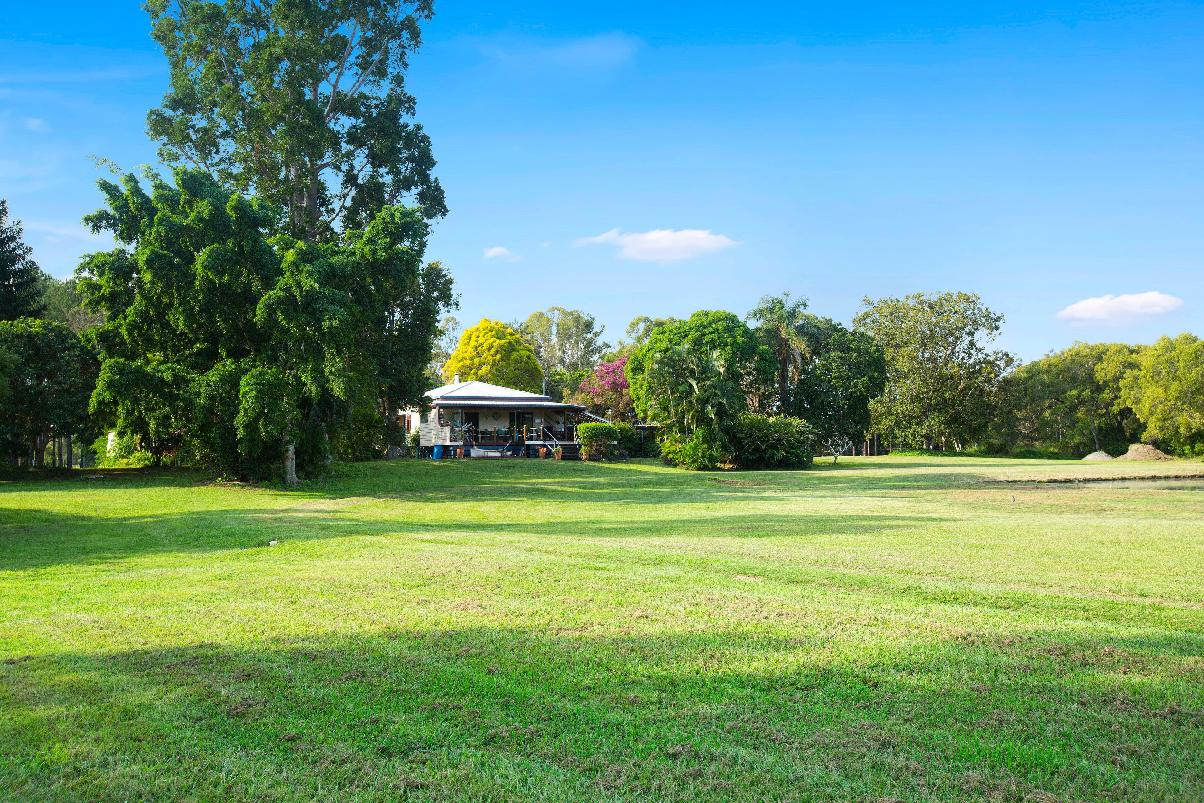 373 Beachmere Road, Beachmere QLD 4510, Beachmere - Thumbnail 3
