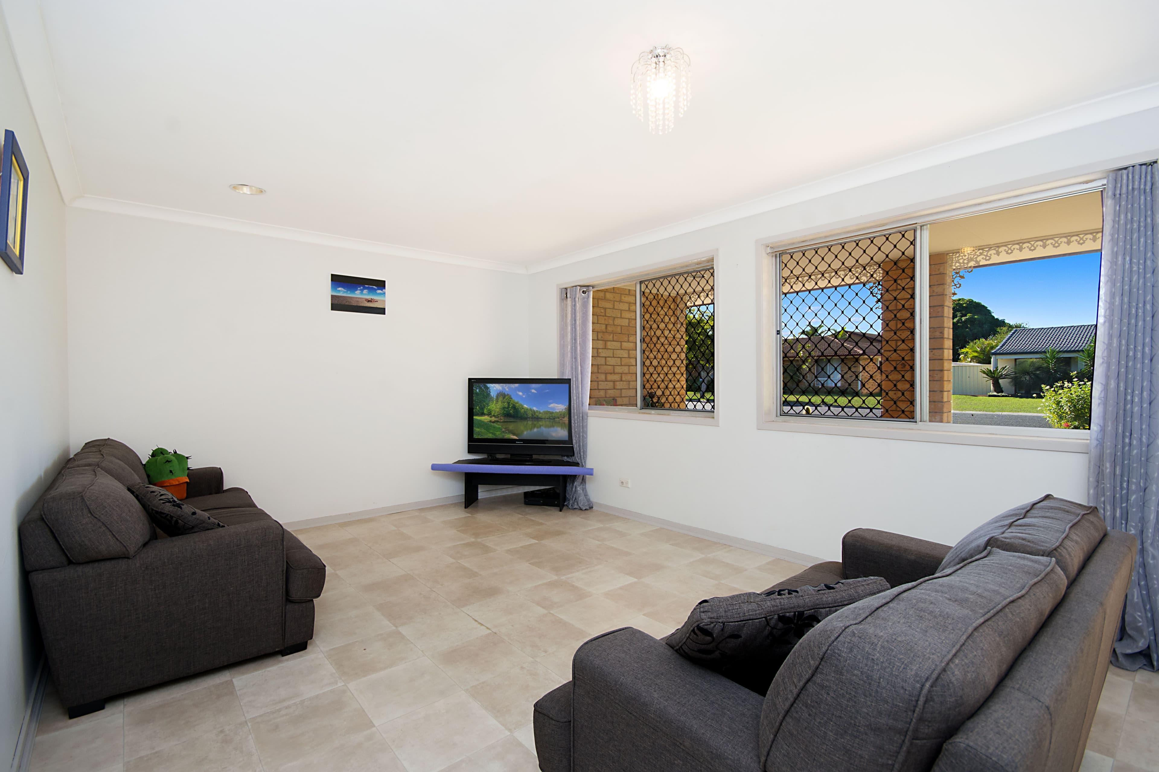 2 Roseland Avenue, Yamba - Thumbnail 5
