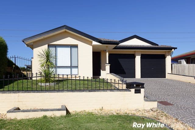21 Tarrant Crescent, DUNLOP ACT 2615, Dunlop - Image 1