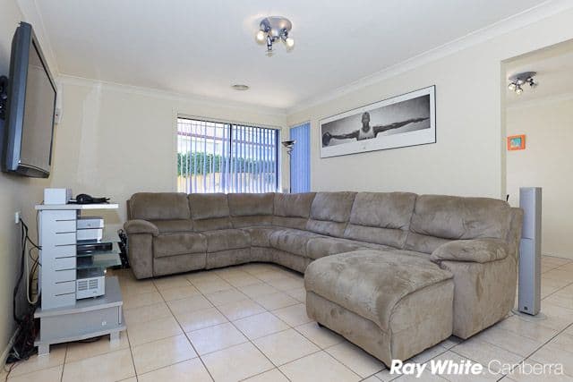 21 Tarrant Crescent, DUNLOP ACT 2615, Dunlop - Thumbnail 4