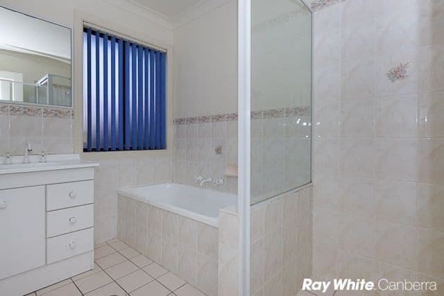 21 Tarrant Crescent, DUNLOP ACT 2615, Dunlop - Thumbnail 8